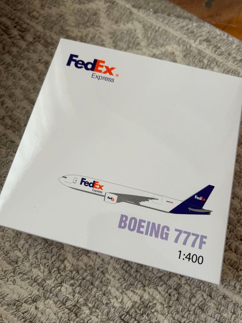 【新品】FedEx Boeing 777F 1:400 モデル