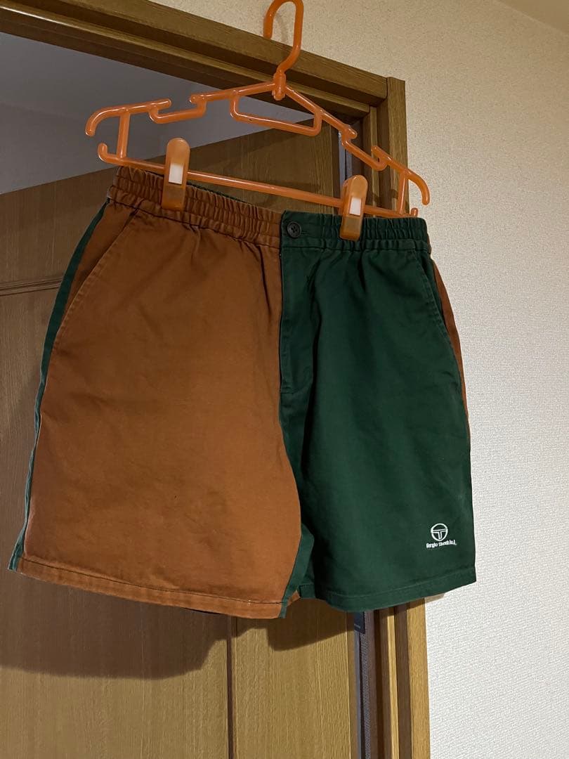 アフターテニスに　Sergio Tacchiniハーフパンツとハットのセット売り