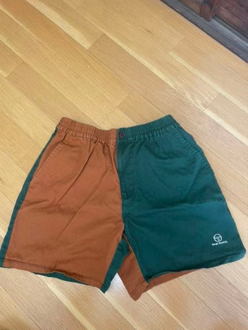 アフターテニスに　Sergio Tacchiniハーフパンツとハットのセット売り