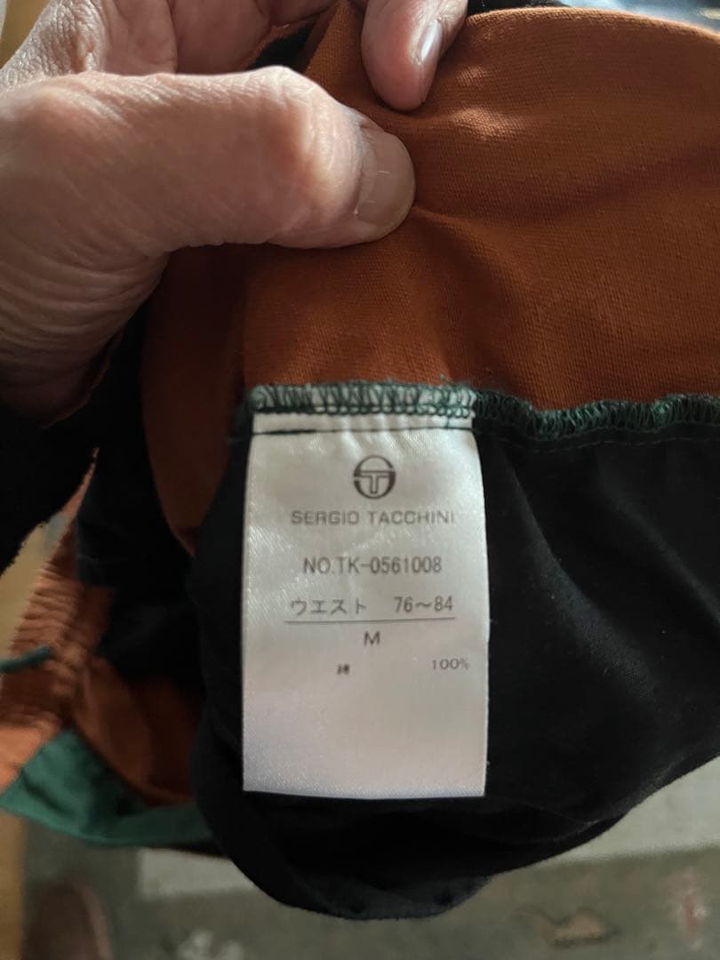 アフターテニスに　Sergio Tacchiniハーフパンツとハットのセット売り