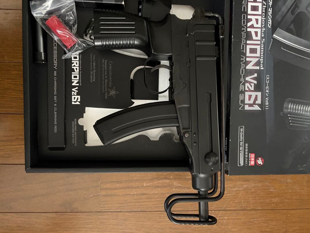 と*ー様 東京マルイ 電動ガン スコーピオン Vz.61 本体セット