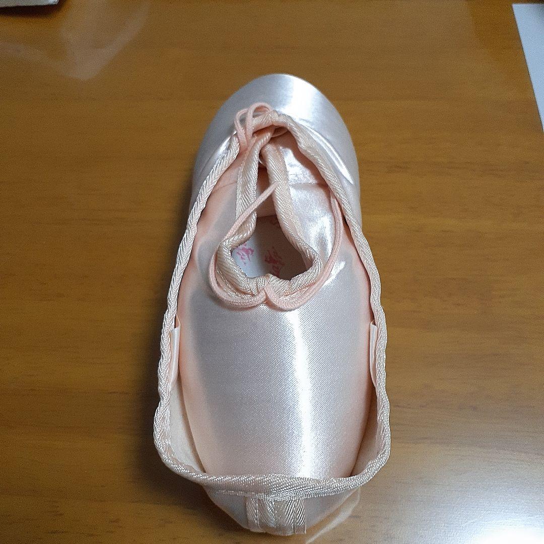 Sylvia ネオチェリー バレエシューズ 23.5cm　ゴム付