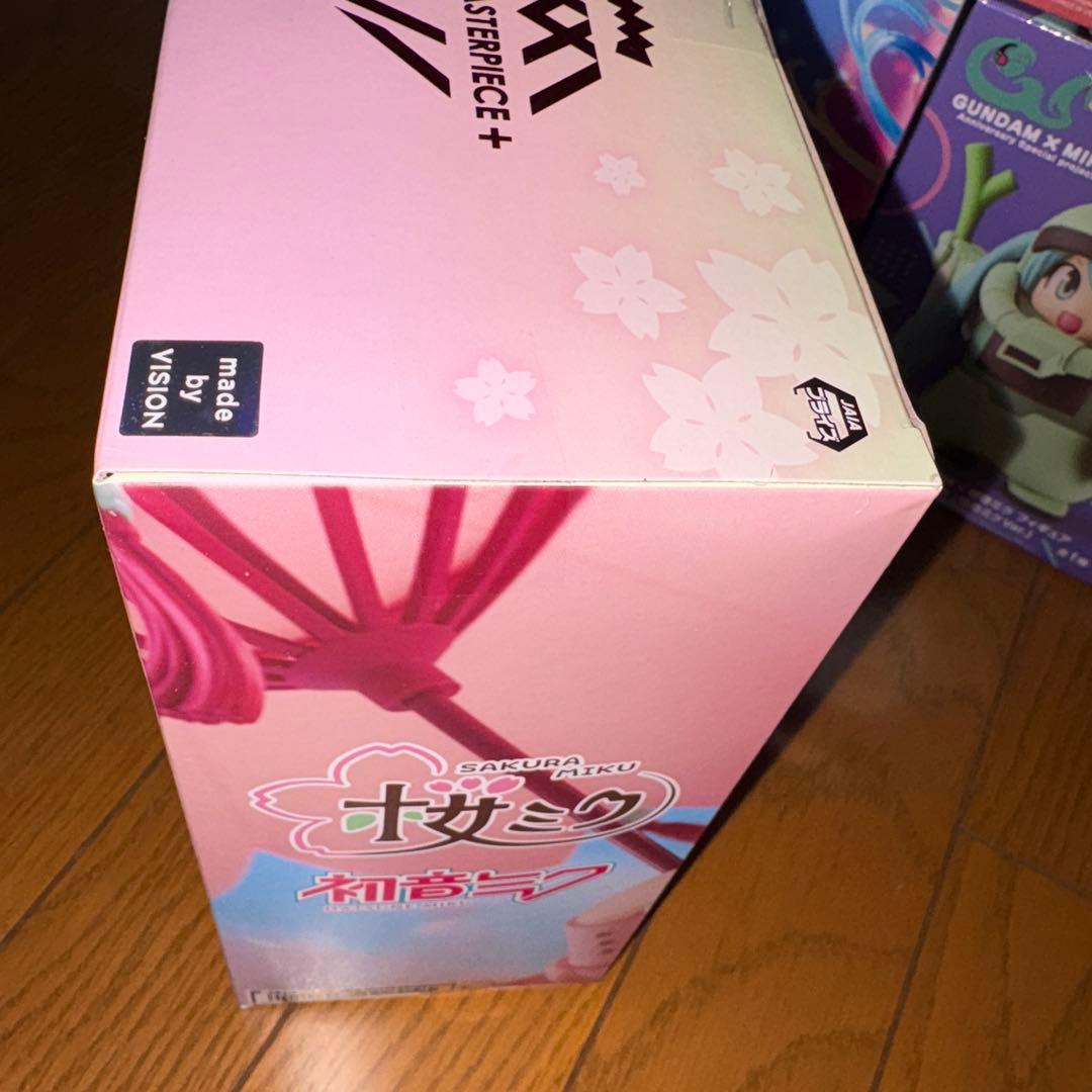 ガンダム45周年 初音ミク ザクぐるみシャアザクぐるみ AMP桜ミク 4体セット