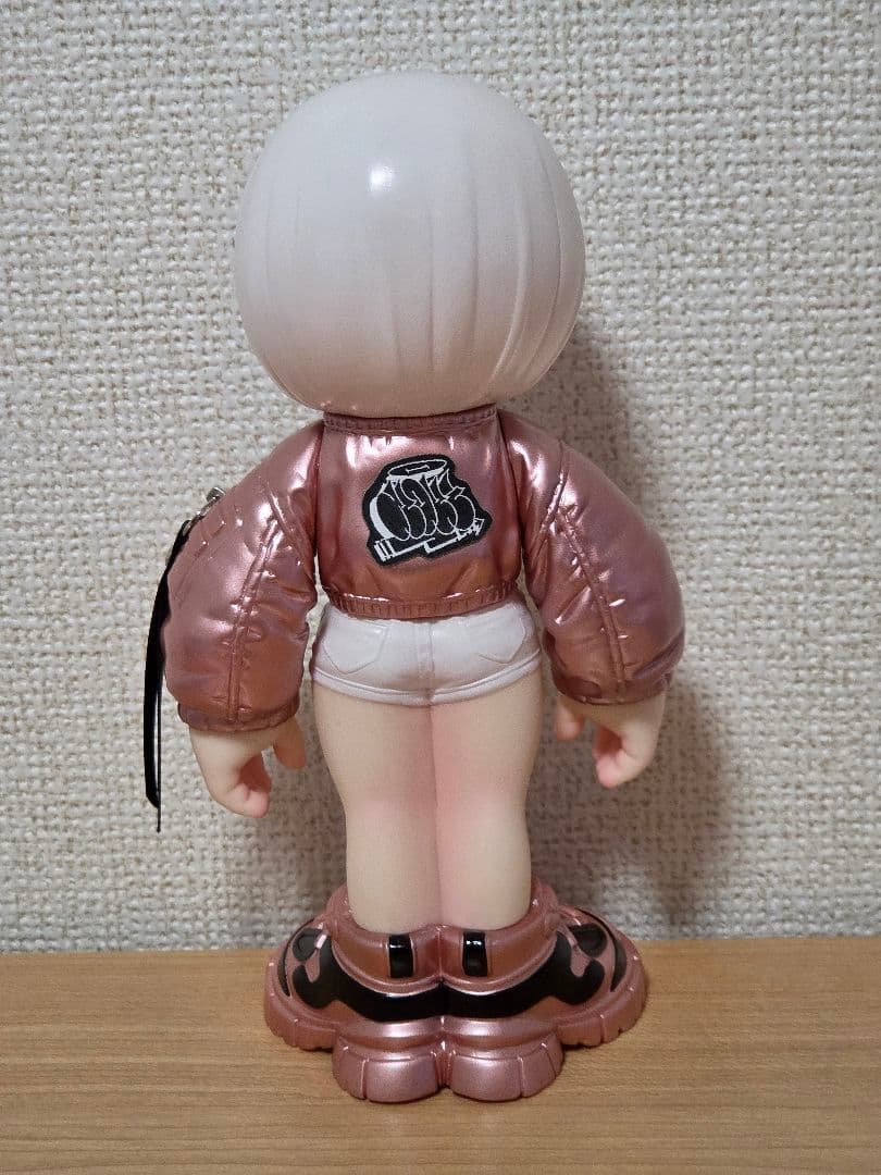 emDASH MOVE Rose Gold MEDICOM TOY 限定 ソフビ