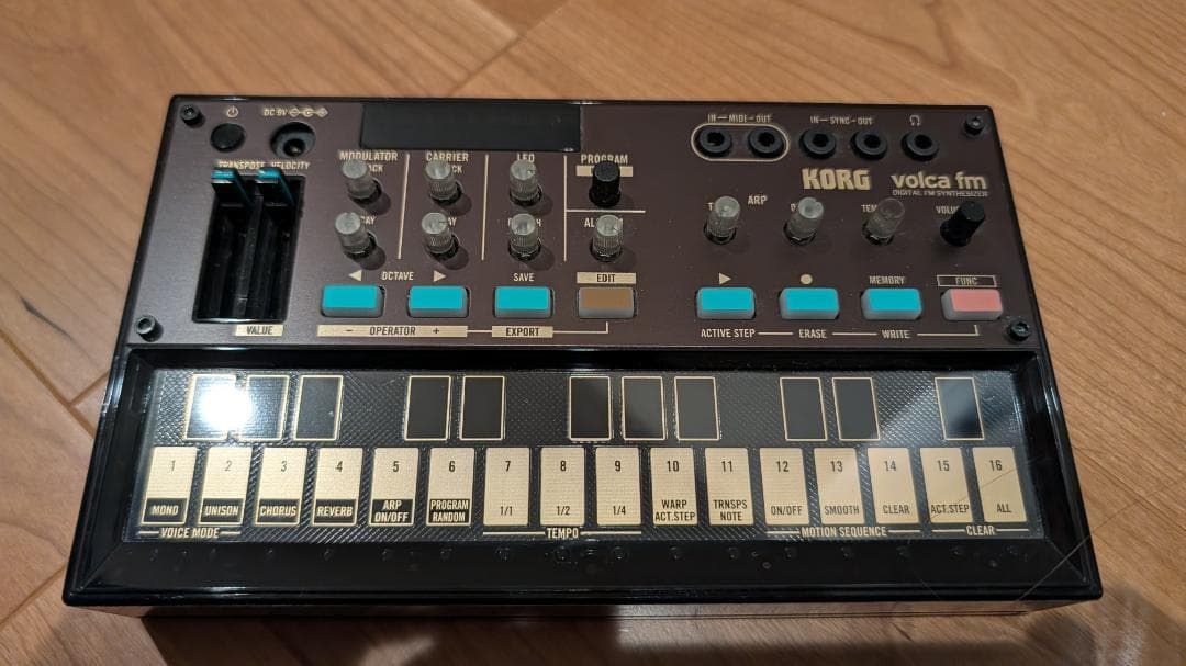 鍵盤楽器 Korg / Volca FM2