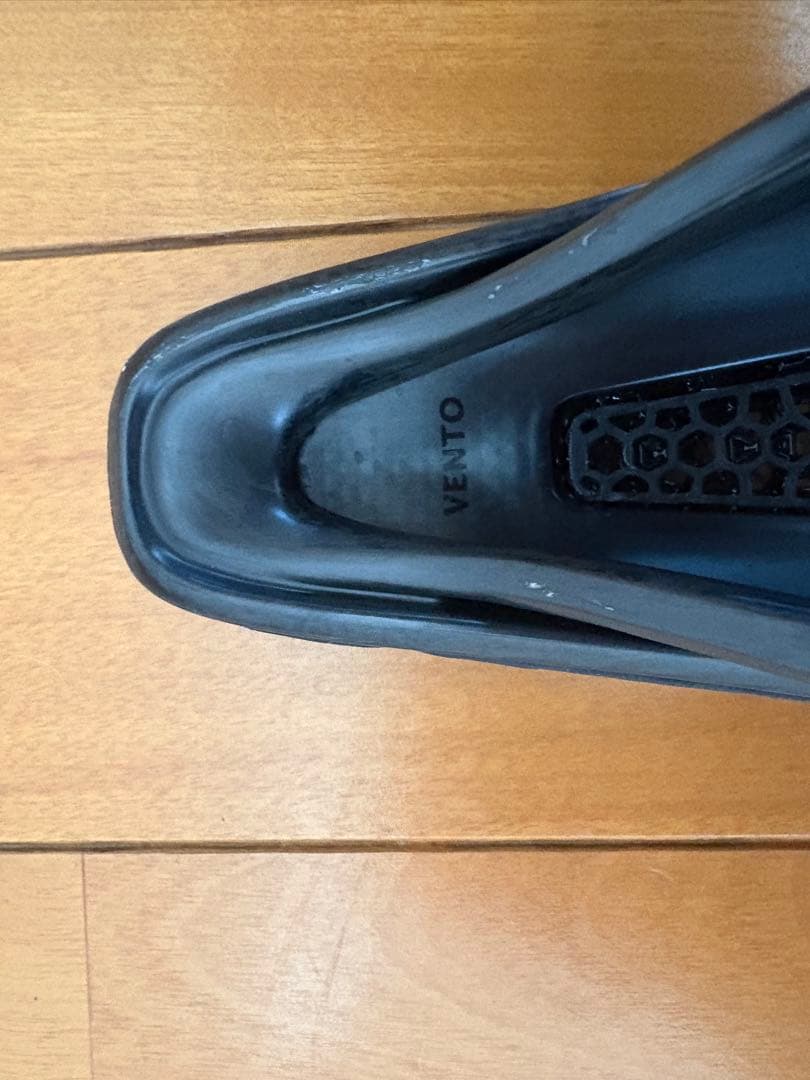 フィジーク　サドル　VENTO ARGO R1 ADAPTIVE 140mm