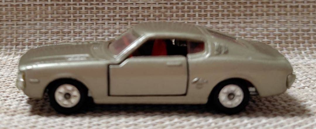 トミカ黒箱86-1 トヨタセリカLB 2000 GT 日本製 当時物