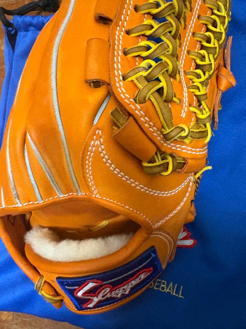 Slugger AGGRESSIVE BASEBALL グローブ