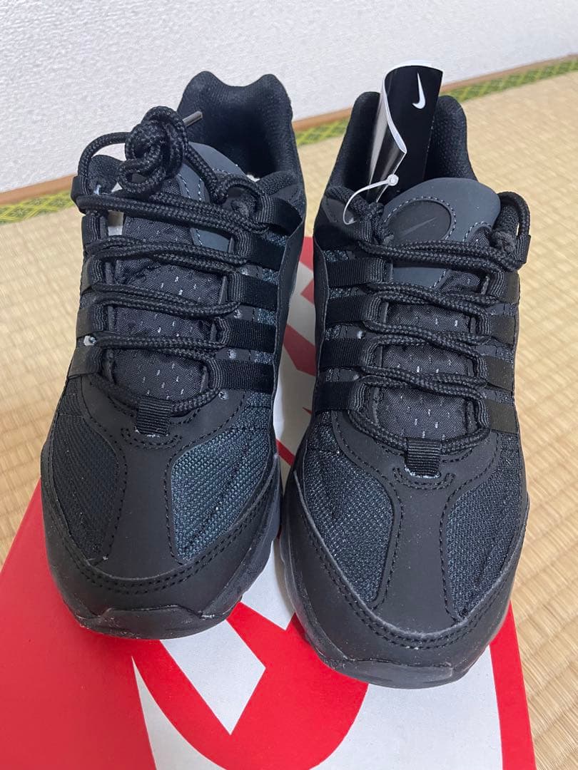 NIKEエアマックスVG-R 22.5ブラック新品値下げ！