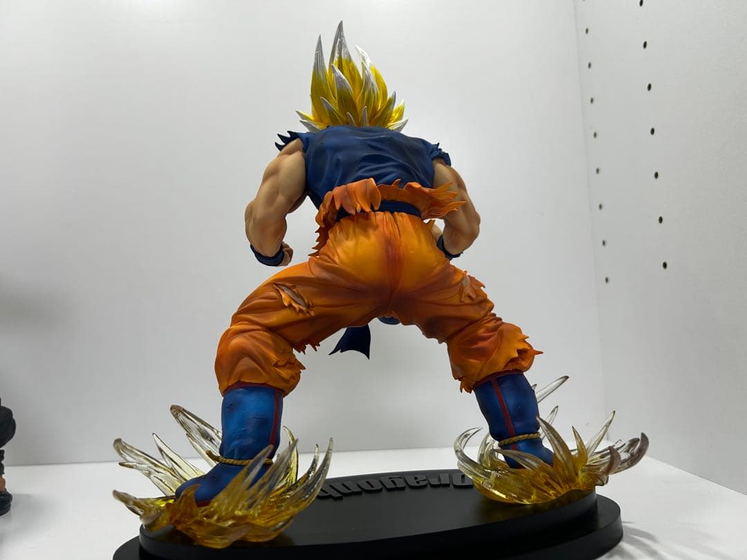 ドラゴンボール　フィギュア　超像art 超サイヤ人孫悟空