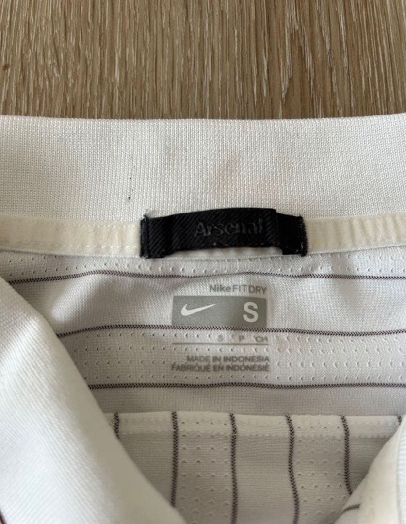 Nike Arsenal ストライプシャツ　アーセナル