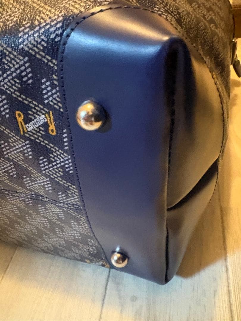 レザレクション　ネイビー　ラニウスボストンバッグ