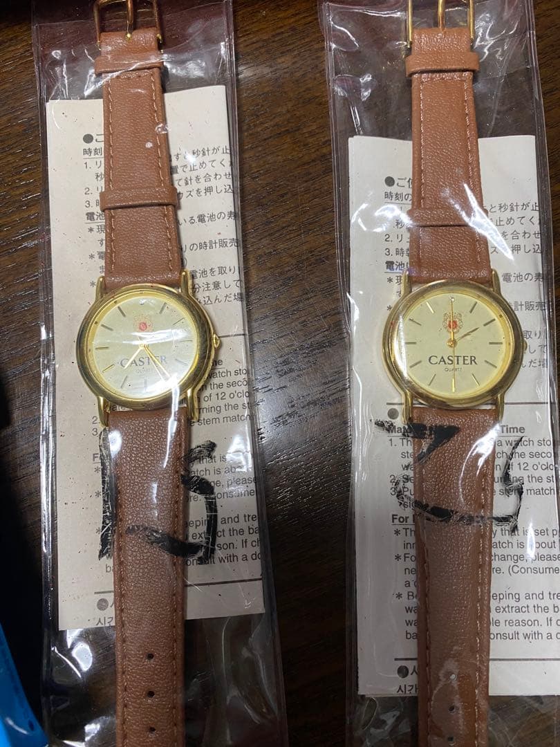 タバコ　フリーギフト　腕時計　置き時計　ポンチョ