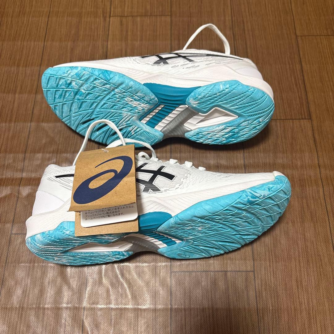 ASICS V-SWIFT FF 4 ホワイト/ブラック 24.0cm 新品