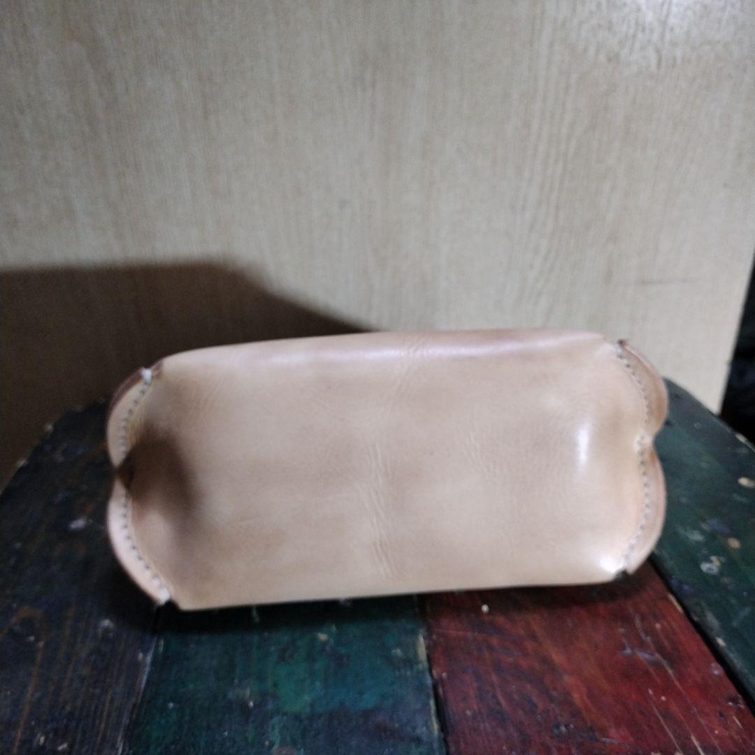 【厚革堅牢】総手縫いハンドメイド　一枚革のハンドバッグ　救急箱