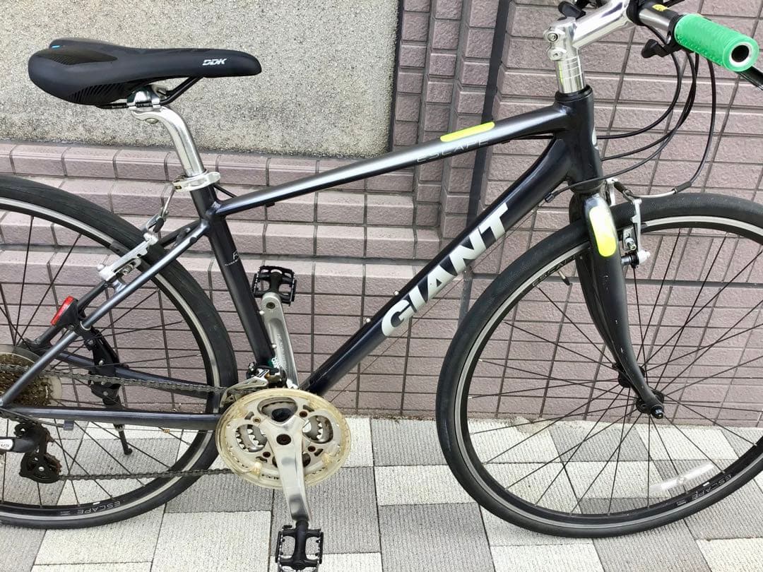 GIANT ジャイアント　ESCAPE R3 クロスバイク XS 2018東京
