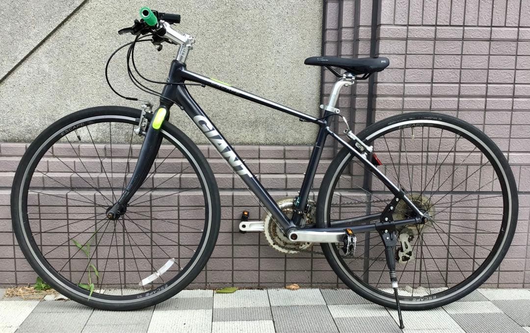 GIANT ジャイアント　ESCAPE R3 クロスバイク XS 2018東京