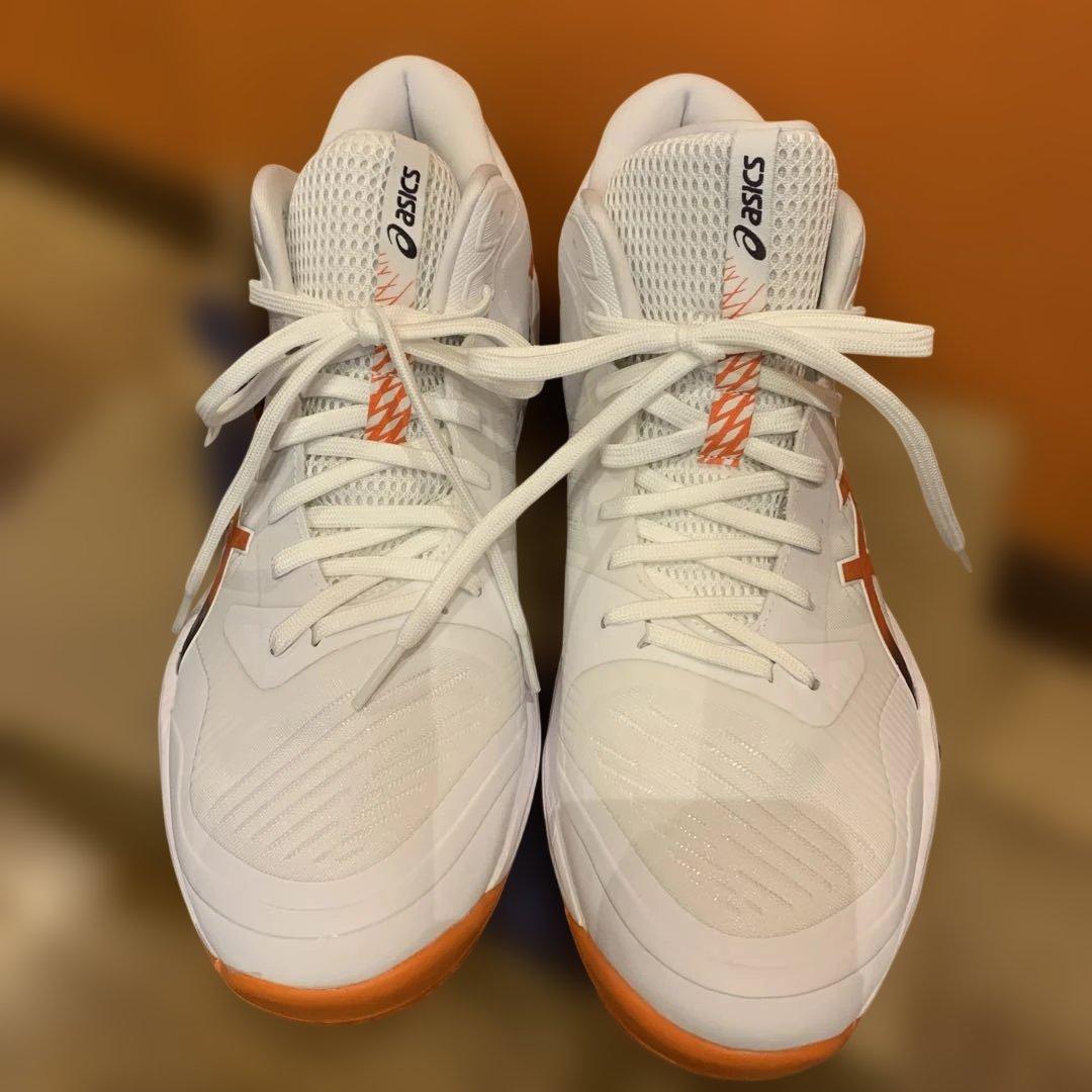 ASICS バレーボールシューズ ホワイト/オレンジ　29.5cm