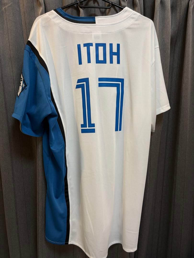 日本ハムファイターズ 伊藤選手 ユニフォーム L