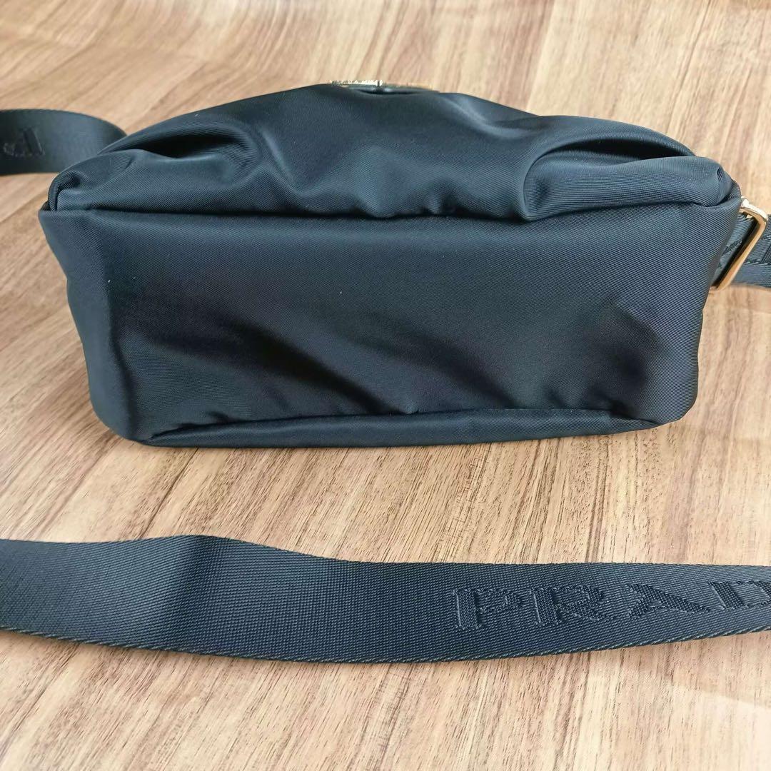 PRADA ノベルティ ブラック ショルダーバック ナイロン prd1