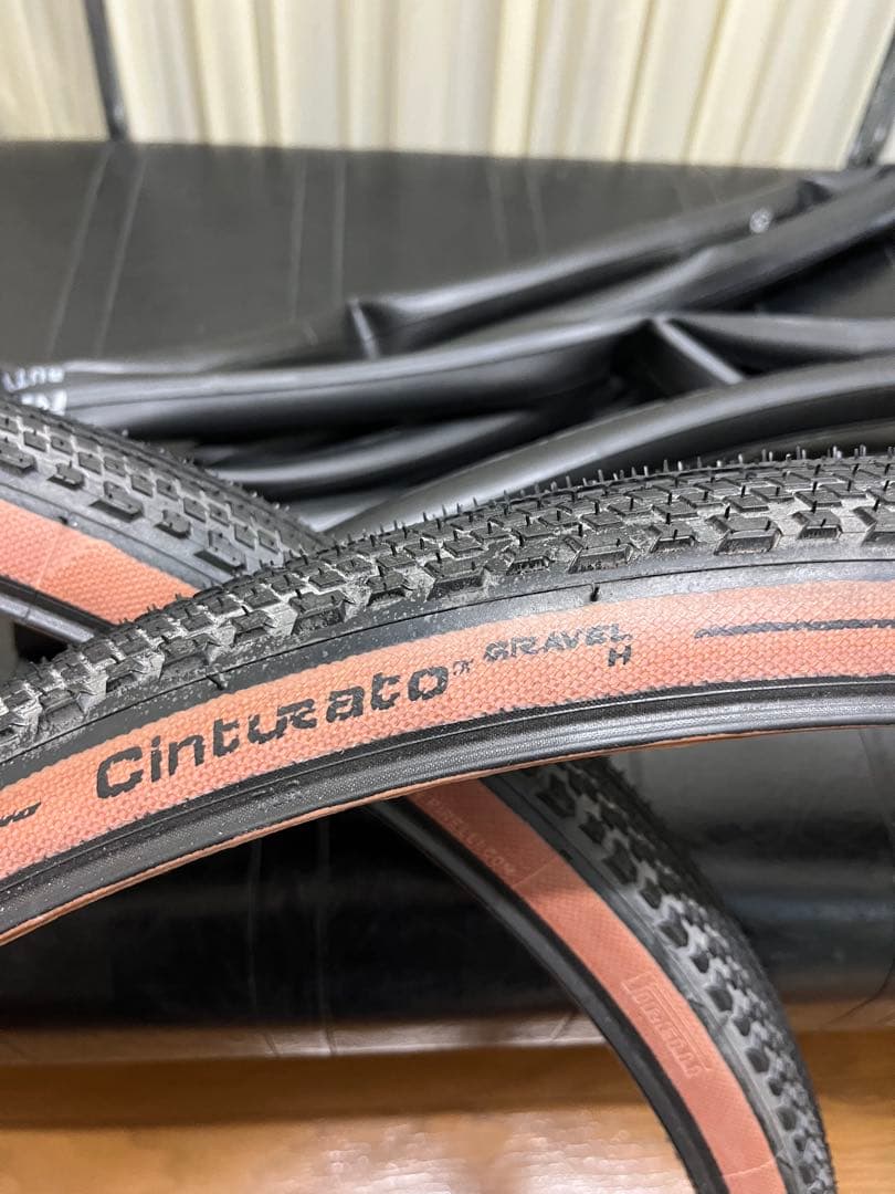 Pirelli Cinturato Gravel チューブラータイヤ40c2本