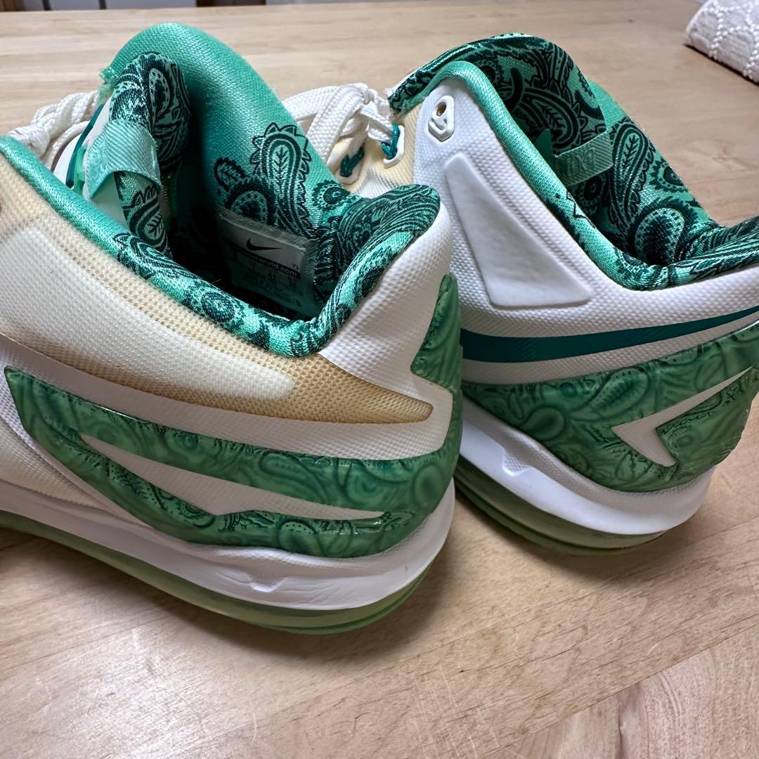 シューズ(男性用) Nike Max Lebron 11 Low \"Easter\"