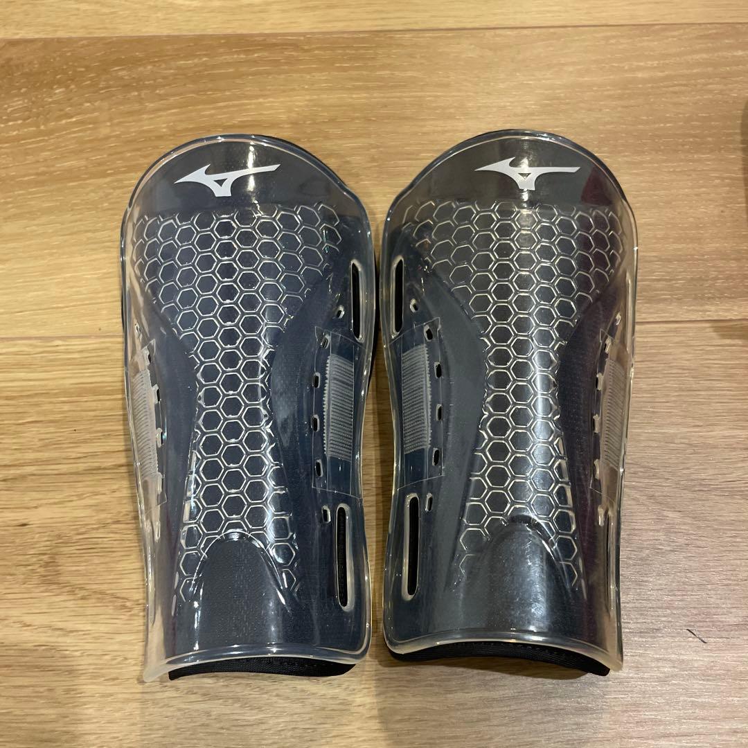Mizuno Rebula サッカーシューズ 赤