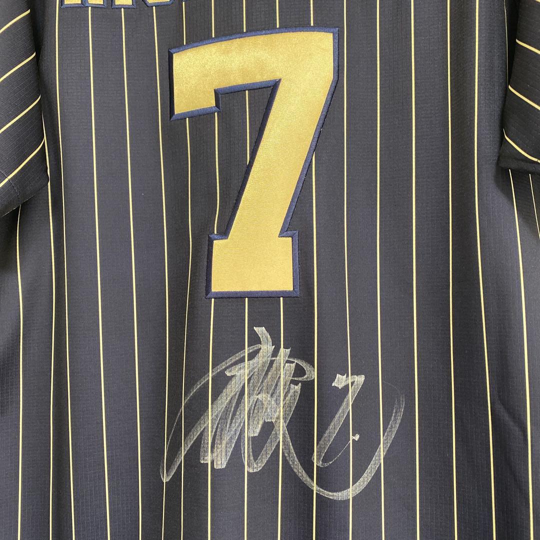 西川龍馬選手　直筆サイン　オリックス　バファローズ　サードユニホーム