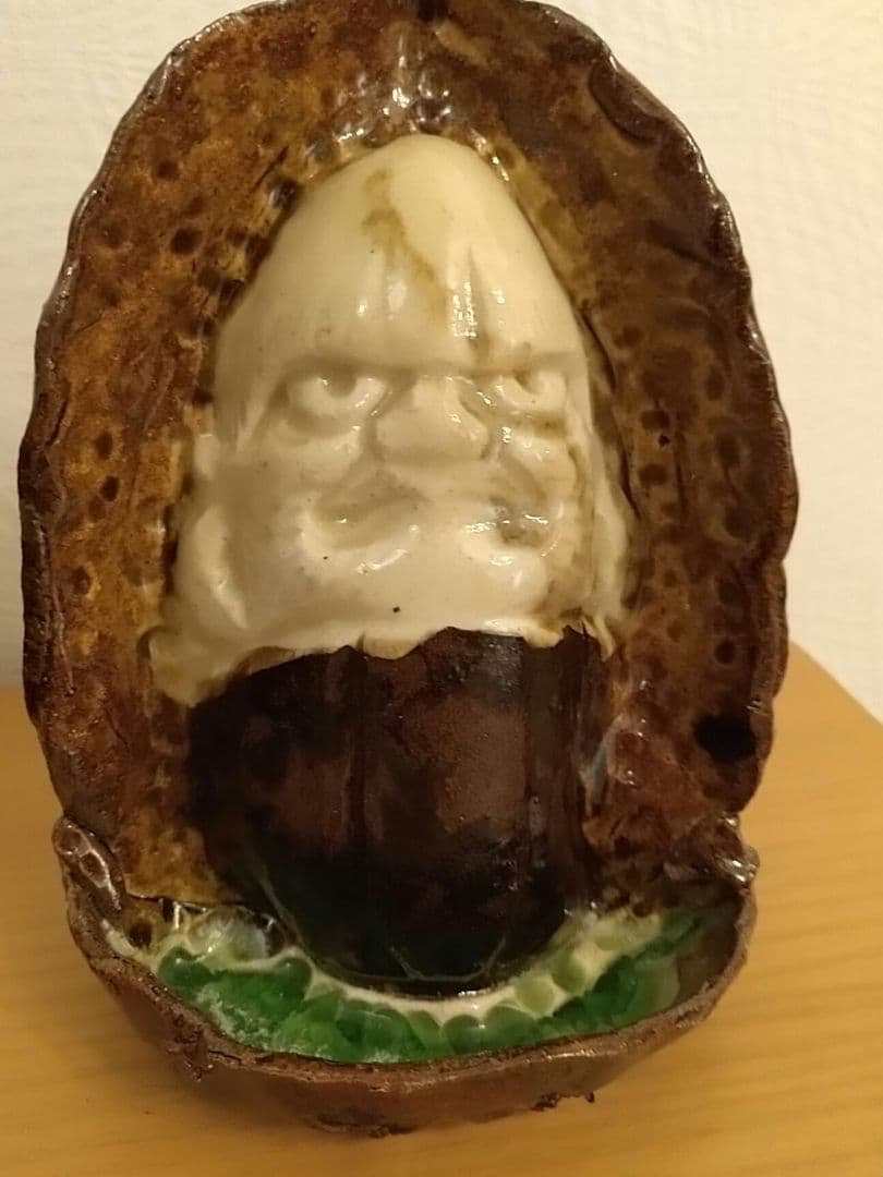 達磨貯金箱