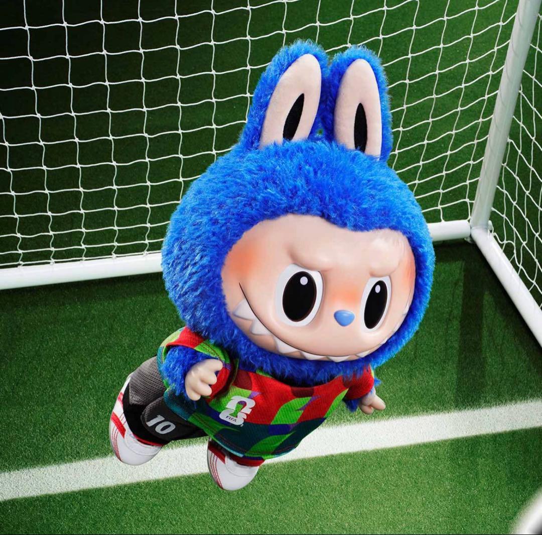 新品❣️POPMART FIFAコラボTHE MONSTERSぬいぐるみ