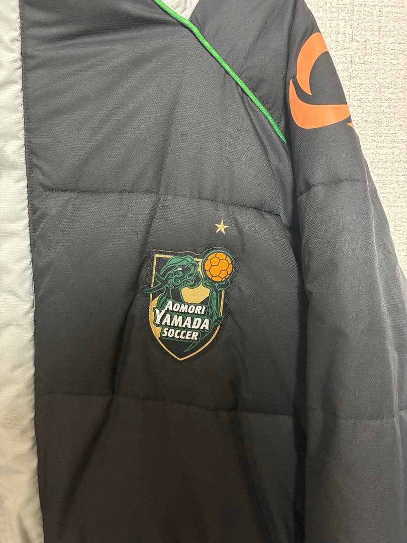 青森山田高校　ベンチコート