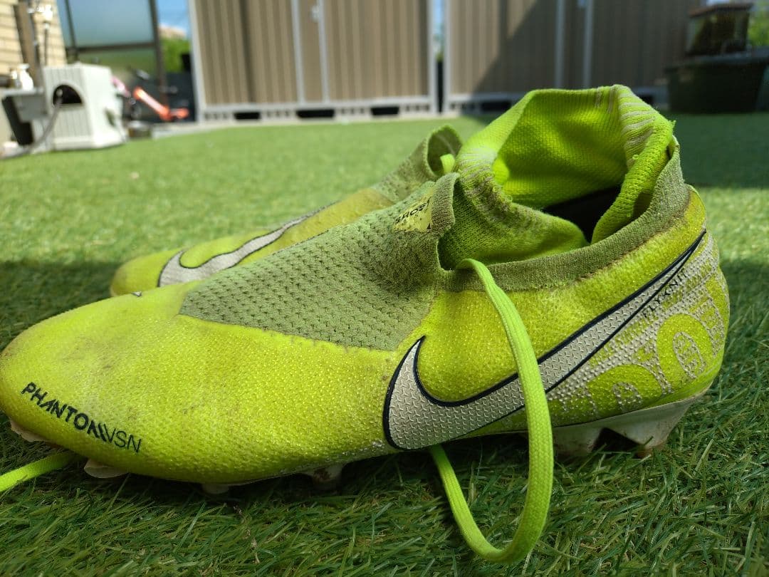 Nike Phantom Vision 蛍光イエロー　27.5