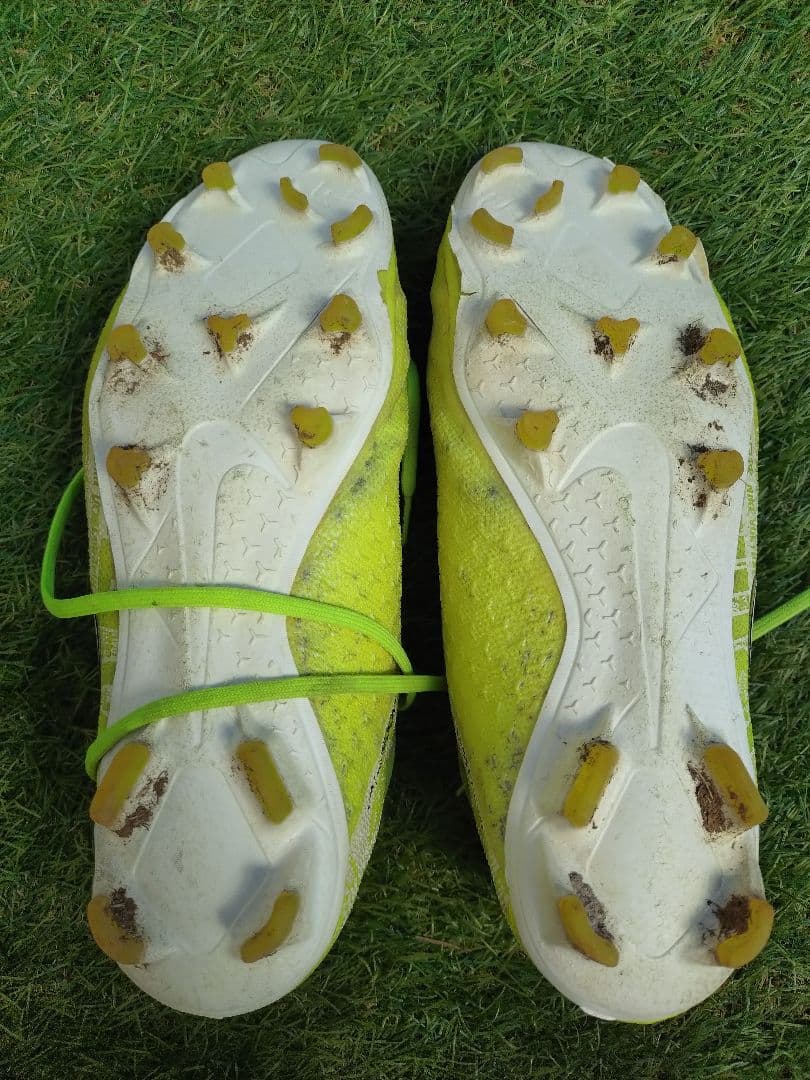 Nike Phantom Vision 蛍光イエロー　27.5