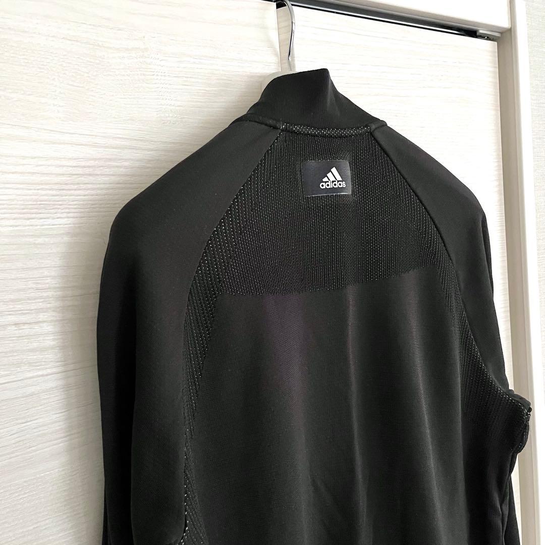 adidas ブラックニットジャケット 3ストライプスデザイン