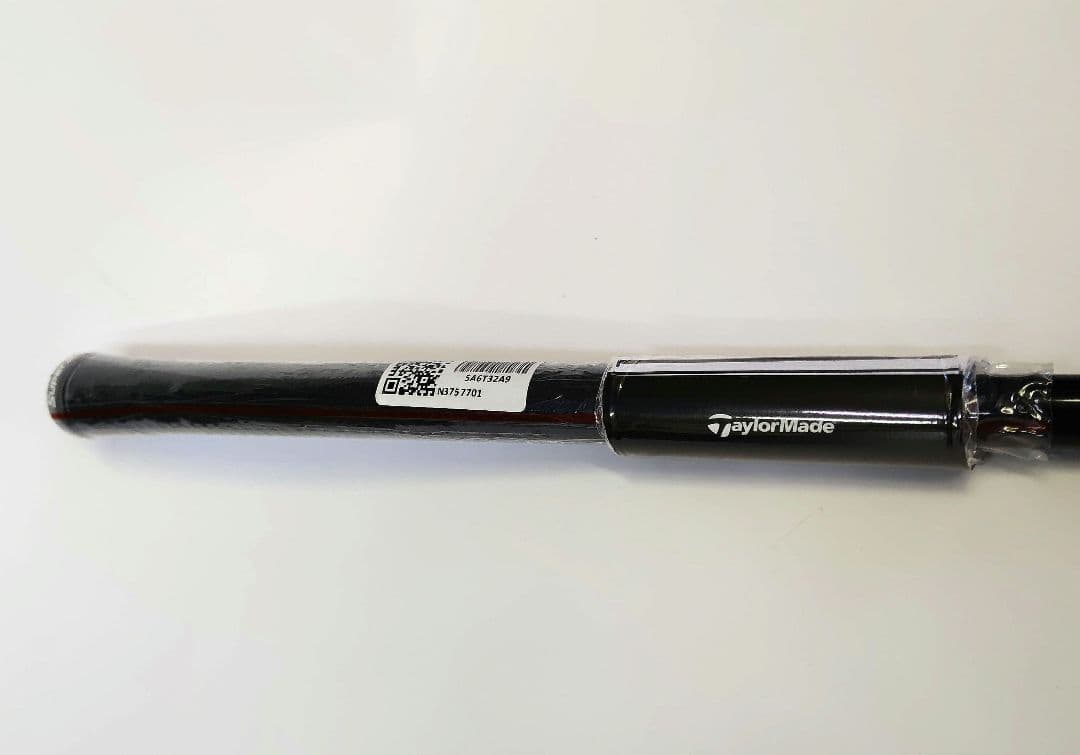 新品　テーラーメイドQi4Dレスキュー4番22° ヘッドカバー付　REAX75S