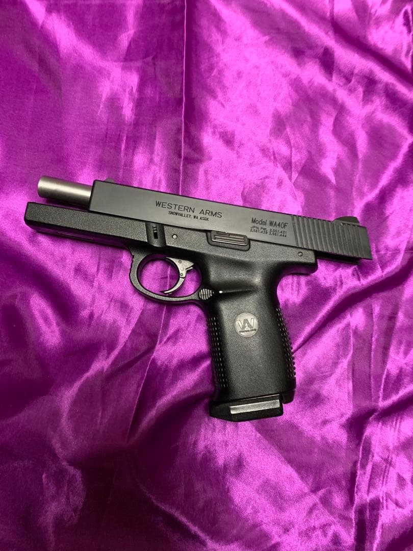 希少90ウエスタンアーム社製 WA40F Aガスブローバックガンシリン ダジャン