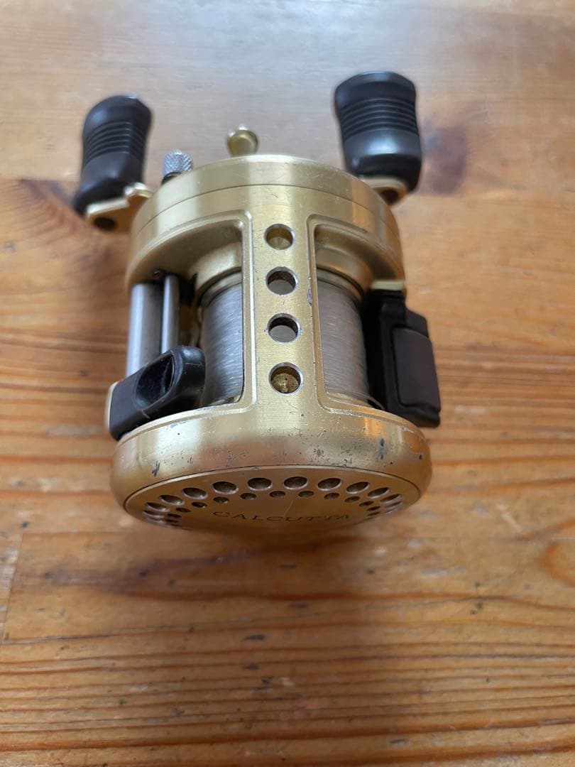 リール SHIMANO CALCUTTA 100xt