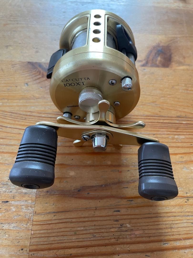 リール SHIMANO CALCUTTA 100xt