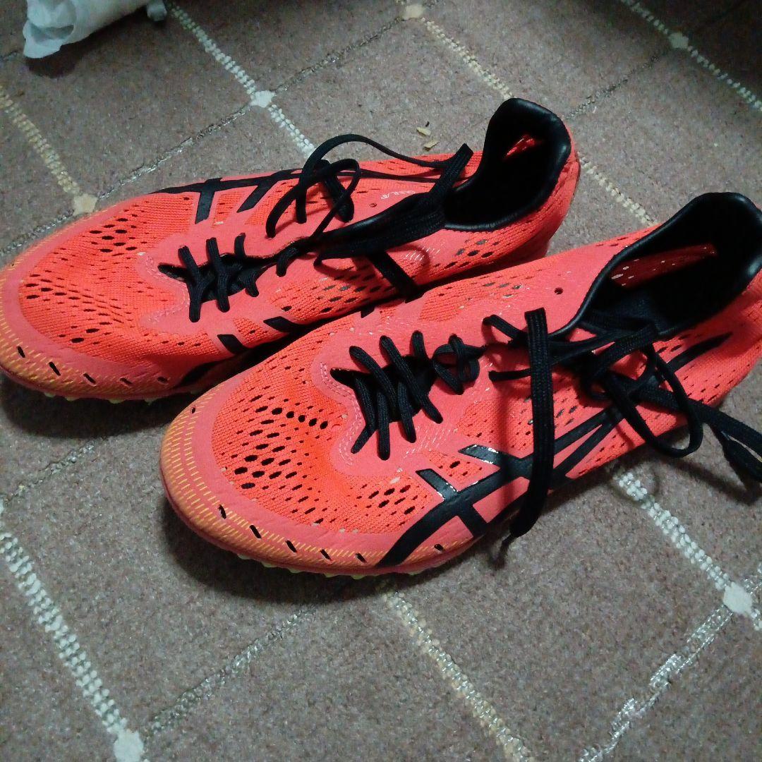 asics（アシックス）の陸上スパイク「GUN LAP 2」
