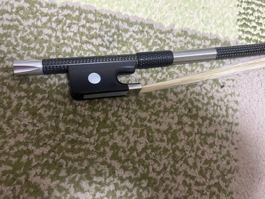 チェロ　カーボン弓　musing c3 美品