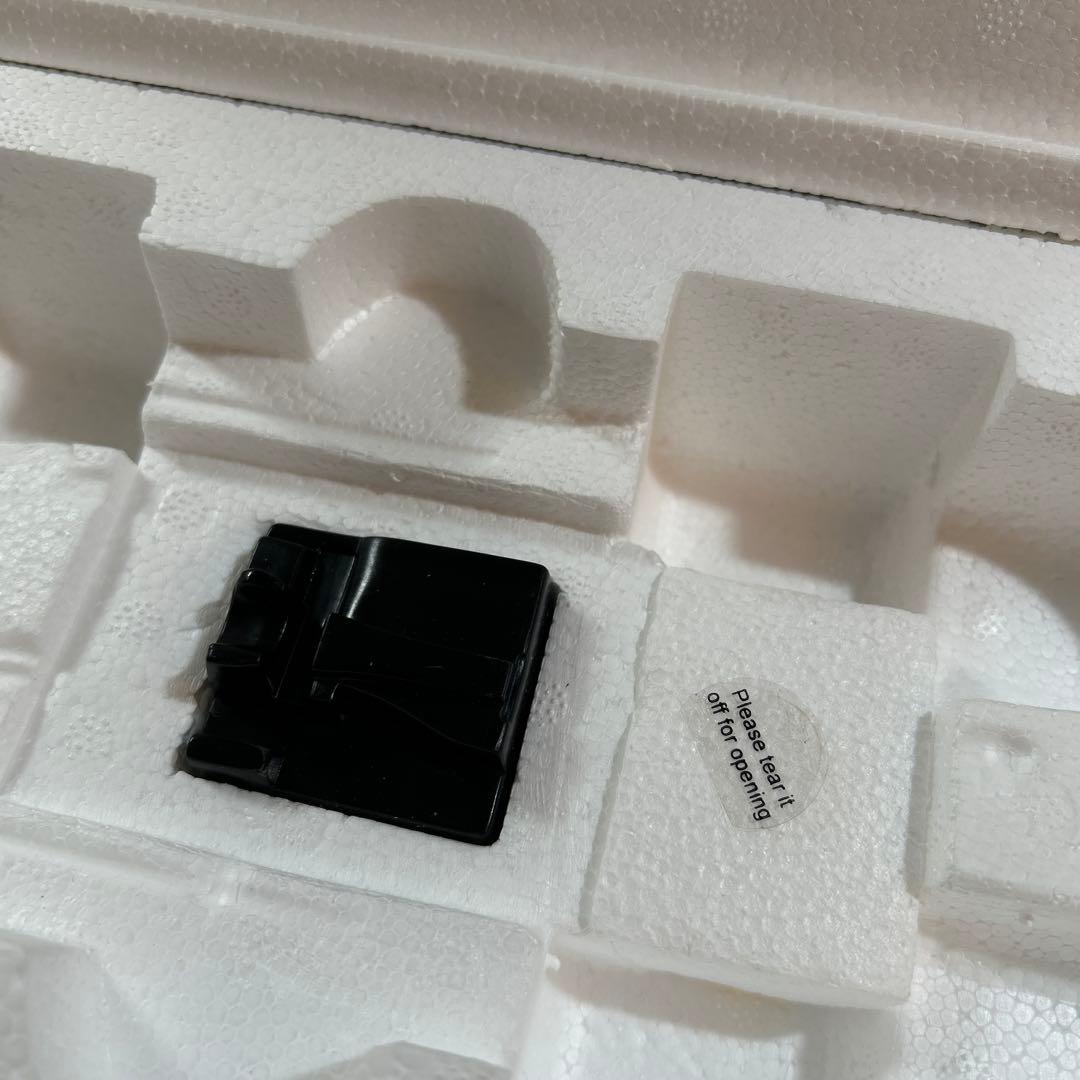 MGB GT COUPE MK Ⅱ 1/18 レッド