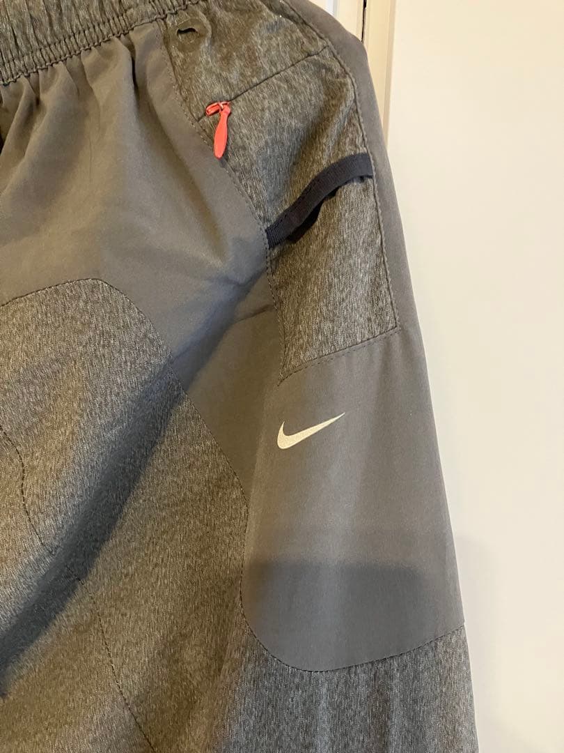 GYAKUSOU Nike ランニングパンツ カーキ