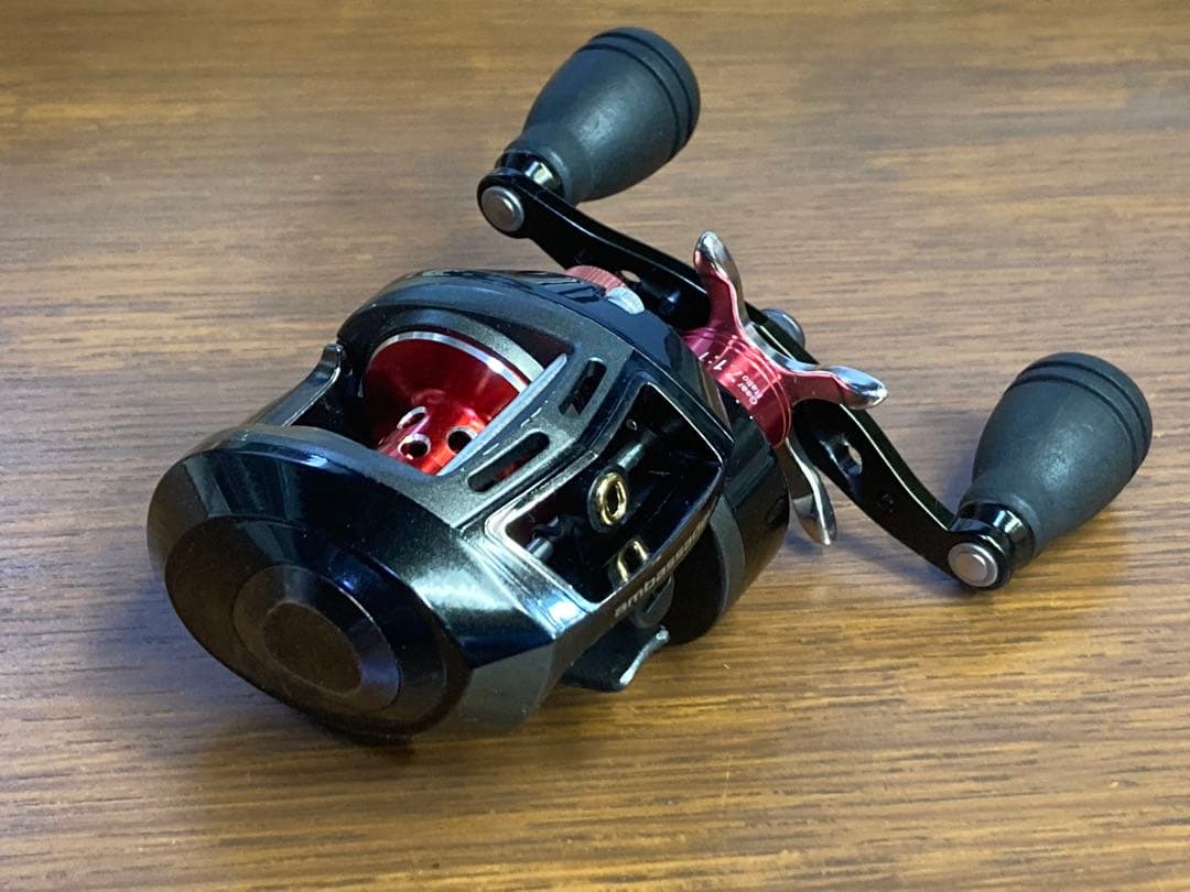 リール Abu Garcia Revo Elite CB