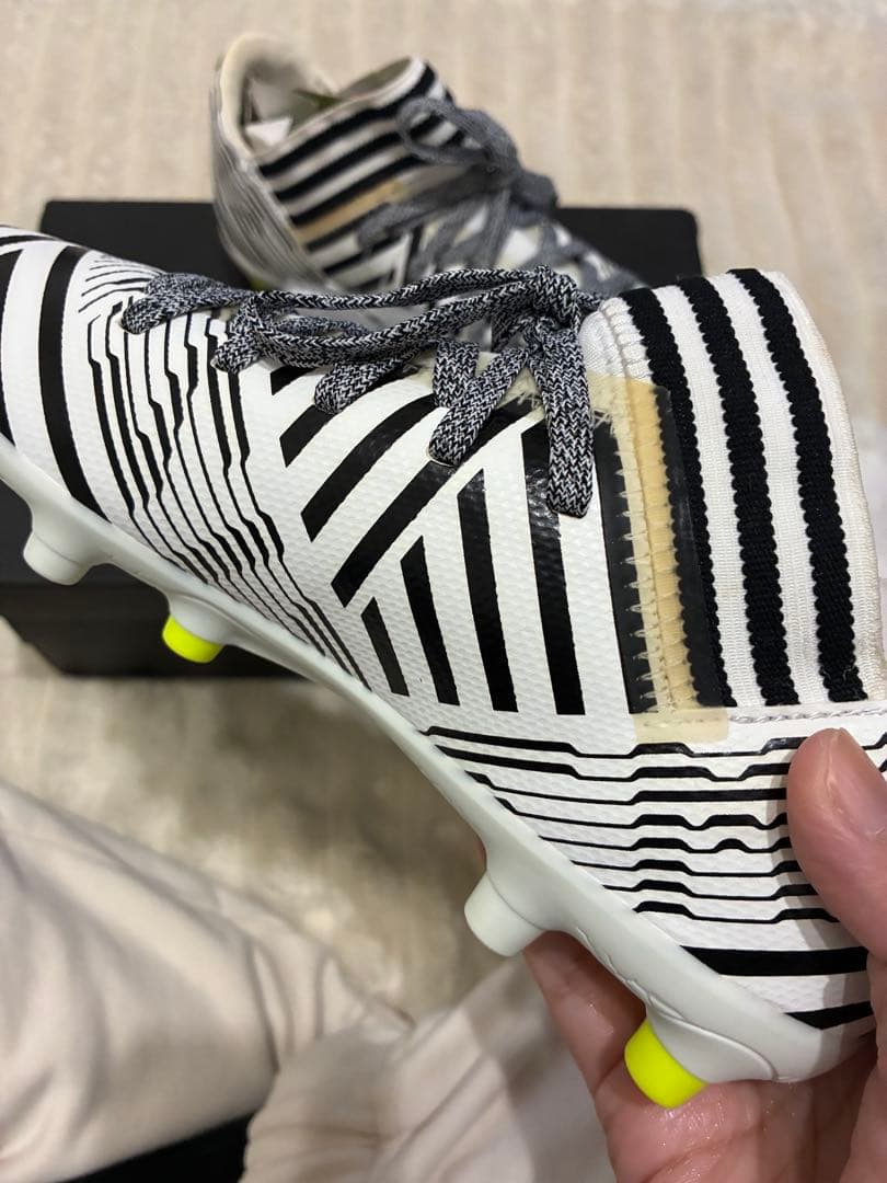 ※未使用品※adidas ネメシス サッカーシューズジュニア22cm スパイク