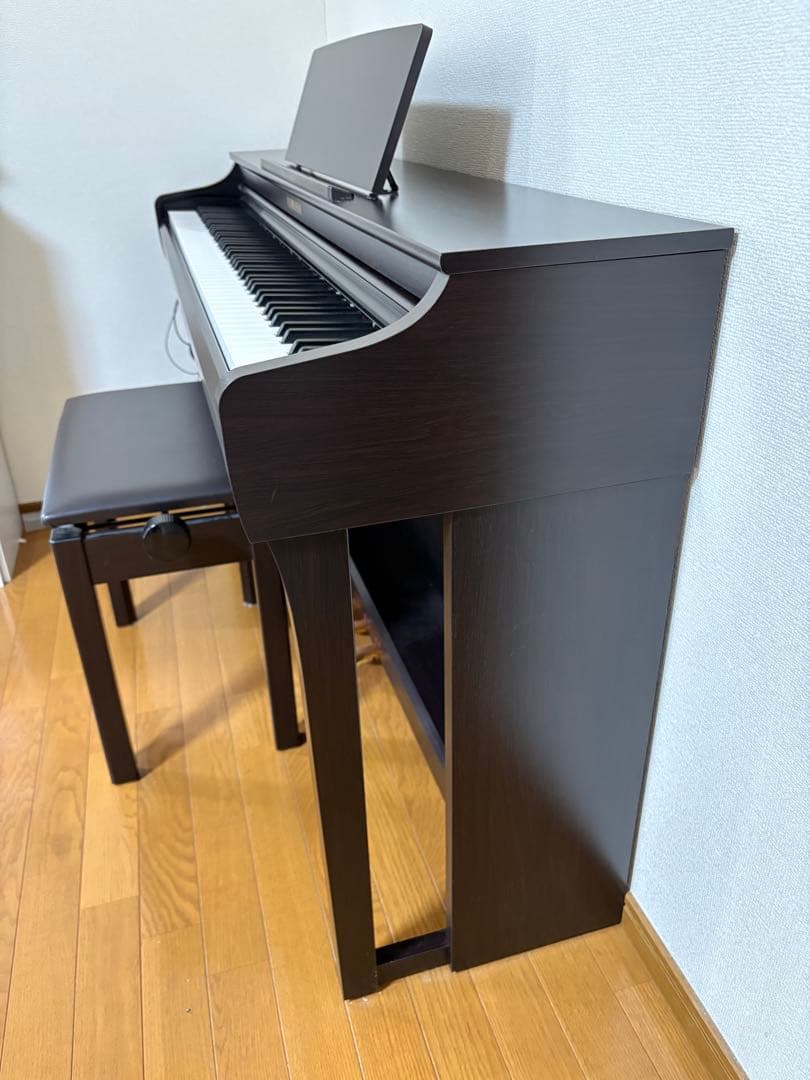 YAMAHA クラビノーバ　CLP-825R ダークウッド　24年製 電子ピアノ
