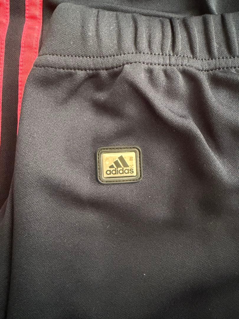 【新品未使用】adidas ジャージ セットアップ レディースＬ