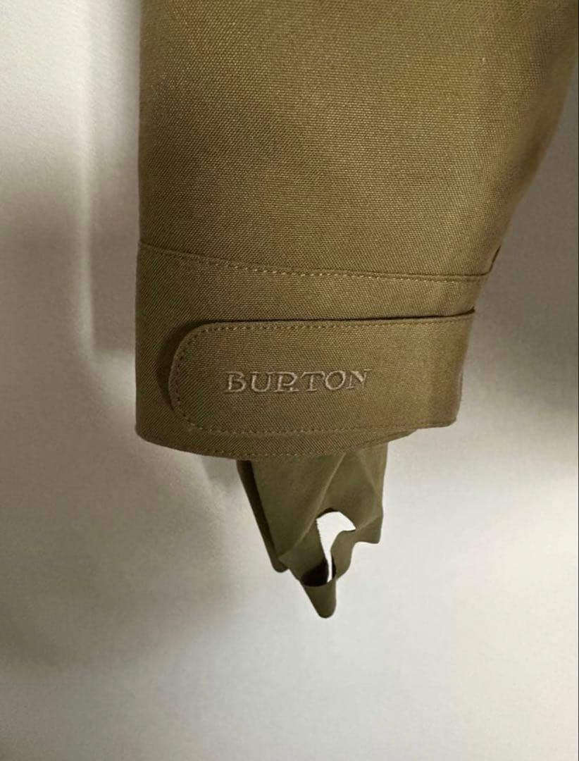 BURTONのマウンテンパーカー（Sサイズ）