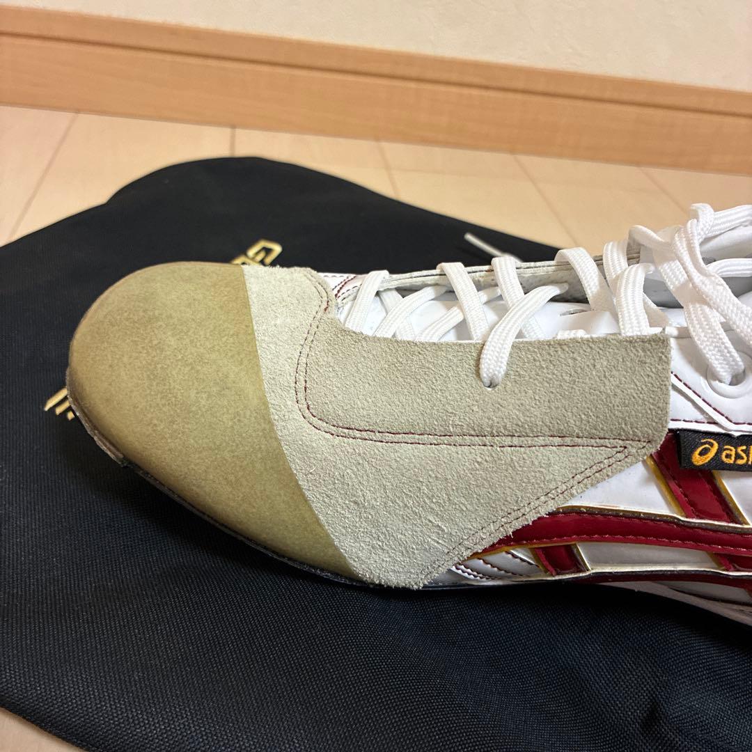 ASICS GOLDSTAGE スパイク ホワイト/レッド超強力Ｐ革付29.0㎝