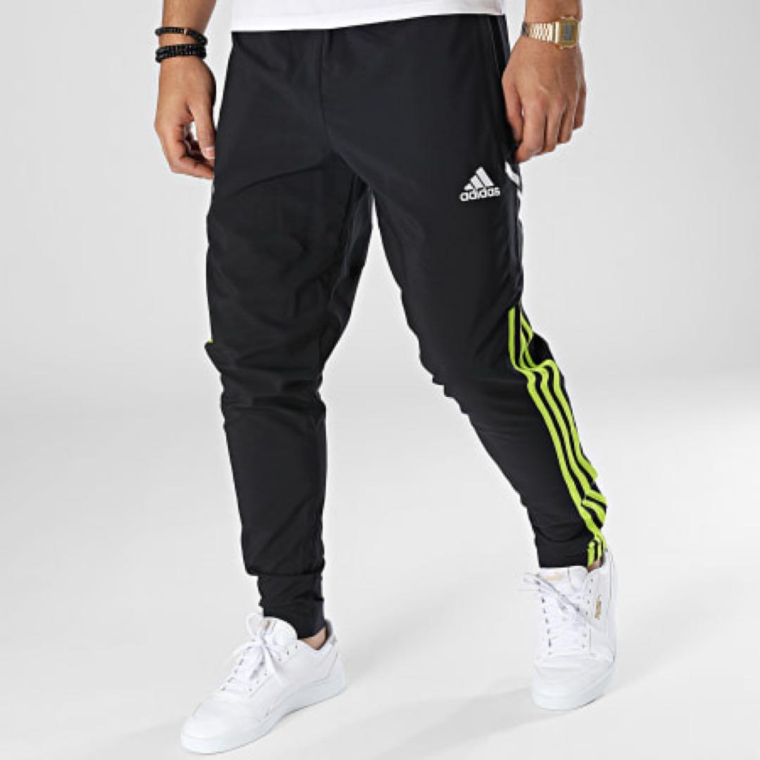 ☆新品未着用Adidas マンチェスターユナイテッド トレーニングパンツ　2XL