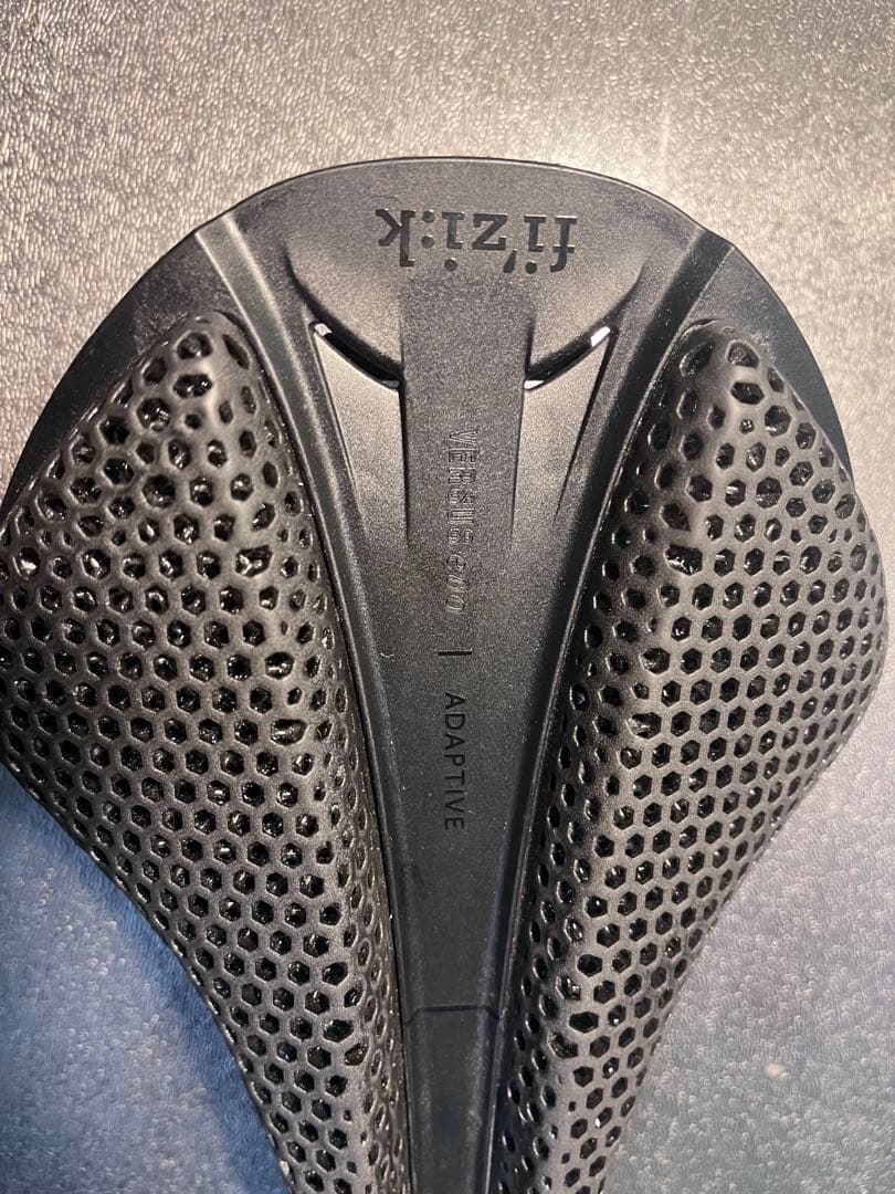 fizik フィジーク アンタレス VERSUS EVO R1 ADAPTIVE
